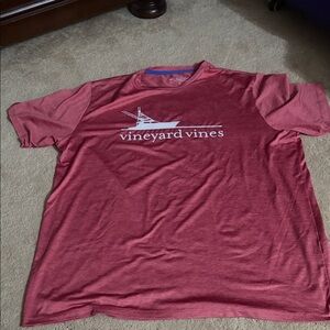 Vineyard Vines Men's Short Sleeve Tee in Red